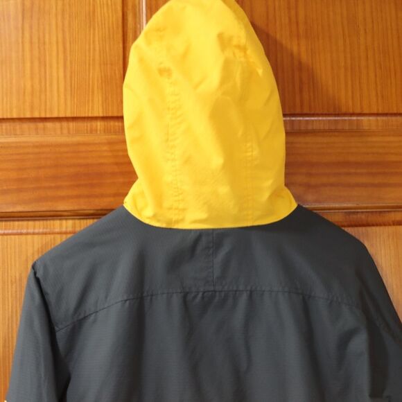 Columbia Navy Blue & Yellow Outerwear Rain Gear Jacket Womens Medium - Picture 15 of 16